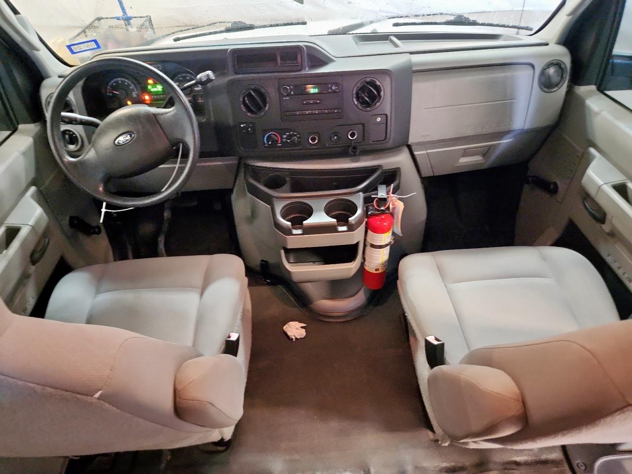 2013 Ford Econoline E350 Super Duty Wagon VIN: 1FBNE3BL6DDB05418 Lot: 92718905