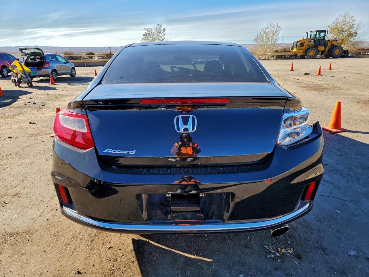 2015 Honda Accord Lx-S VIN: 1HGCT1B36FA000977 Lot: 94656525