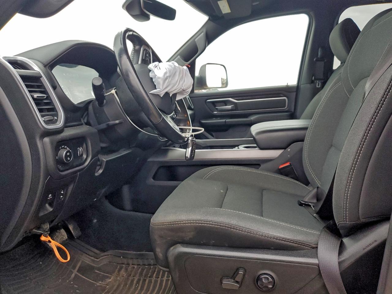 2021 Ram 1500 Big Horn/Lone Star VIN: 1C6SRFFT1MN826908 Lot: 94119405