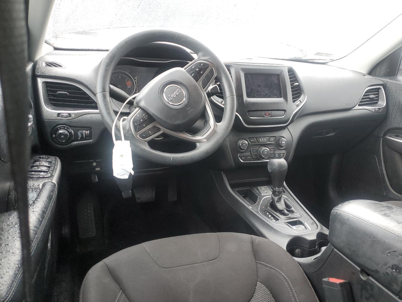 2019 Jeep Cherokee Latitude VIN: 1C4PJLCB1KD439603 Lot: 93323015