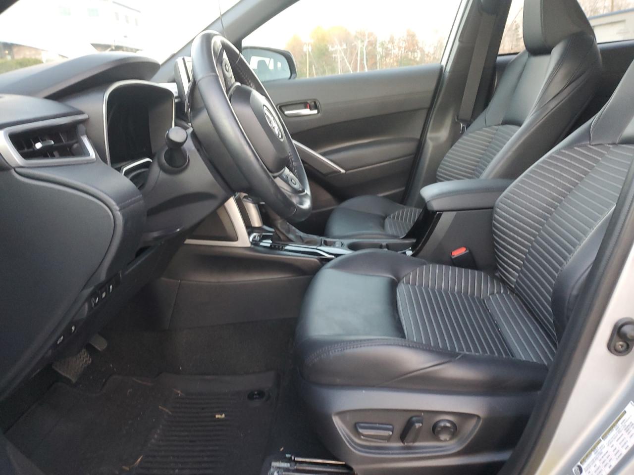 2024 Toyota Corolla Cross Se VIN: 7MUFBABG4RV036441 Lot: 92165915