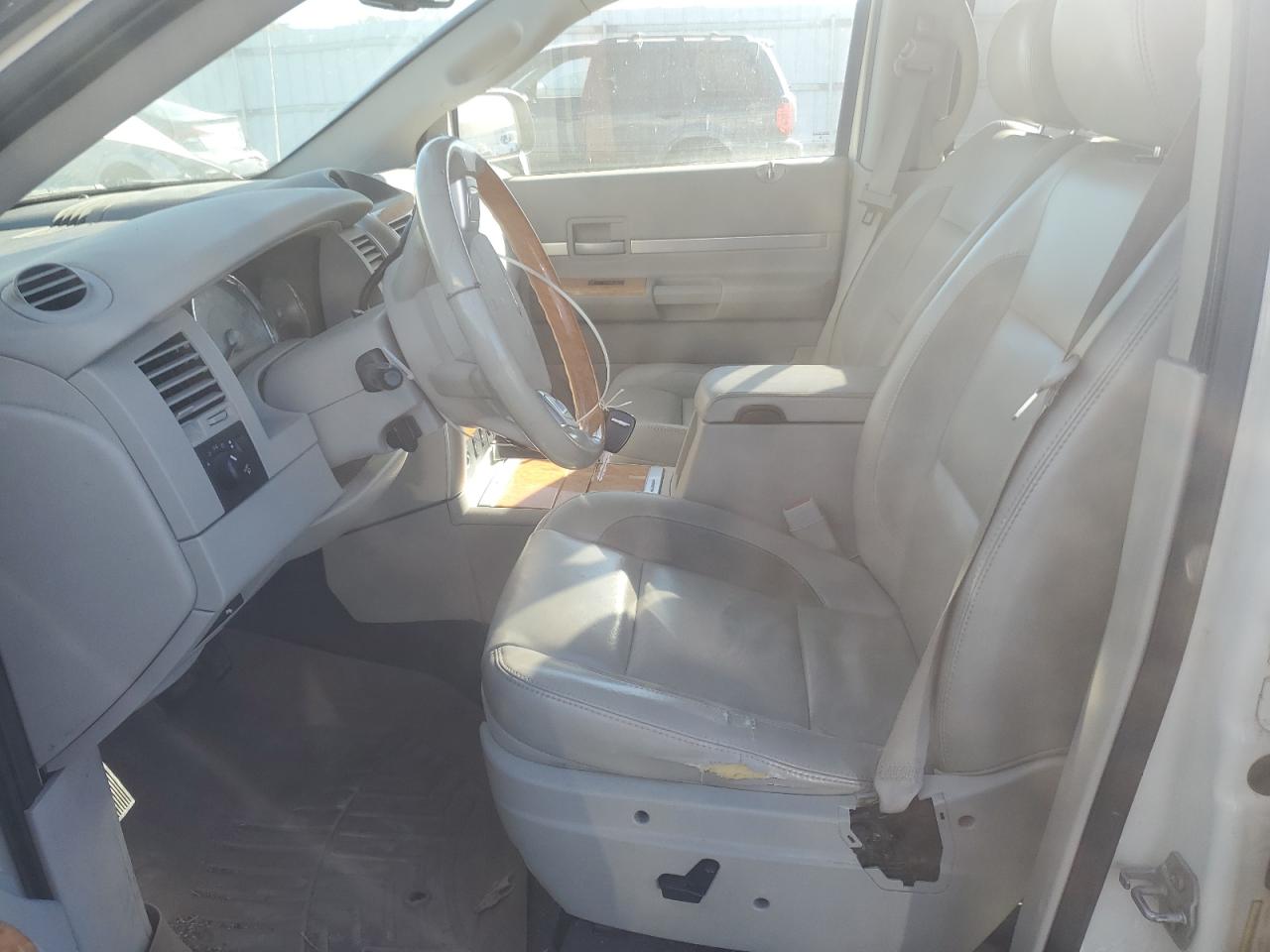 2008 Chrysler Aspen Limited VIN: 1A8HW58238F113947 Lot: 90930085