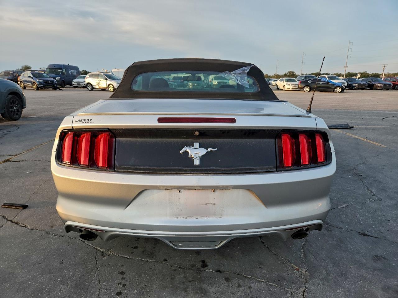2016 Ford Mustang VIN: 1FATP8EM2G5275195 Lot: 93915025