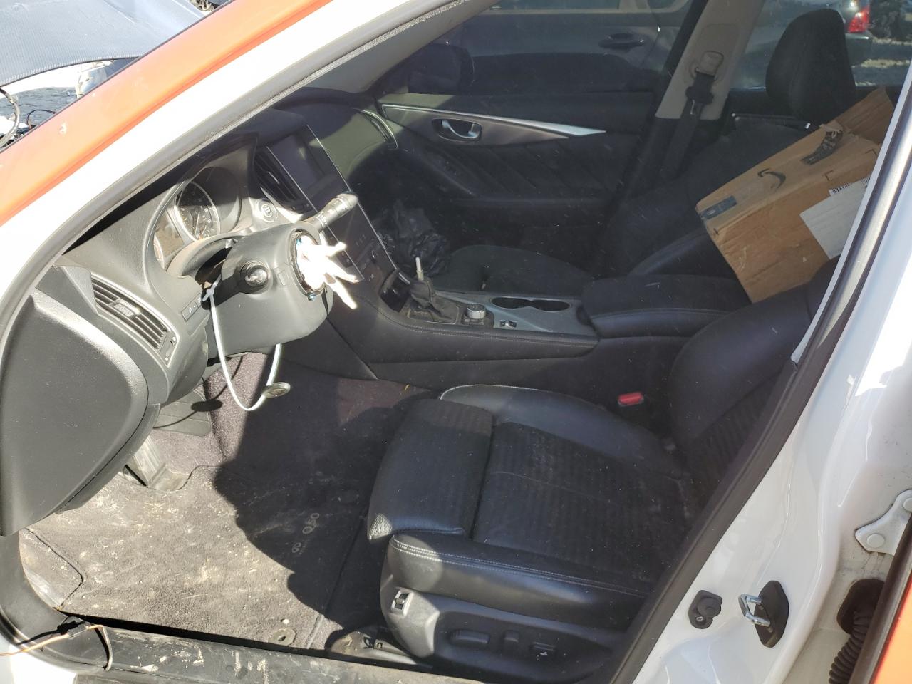 2018 Infiniti Q50 Luxe VIN: JN1EV7AR2JM445351 Lot: 92996455