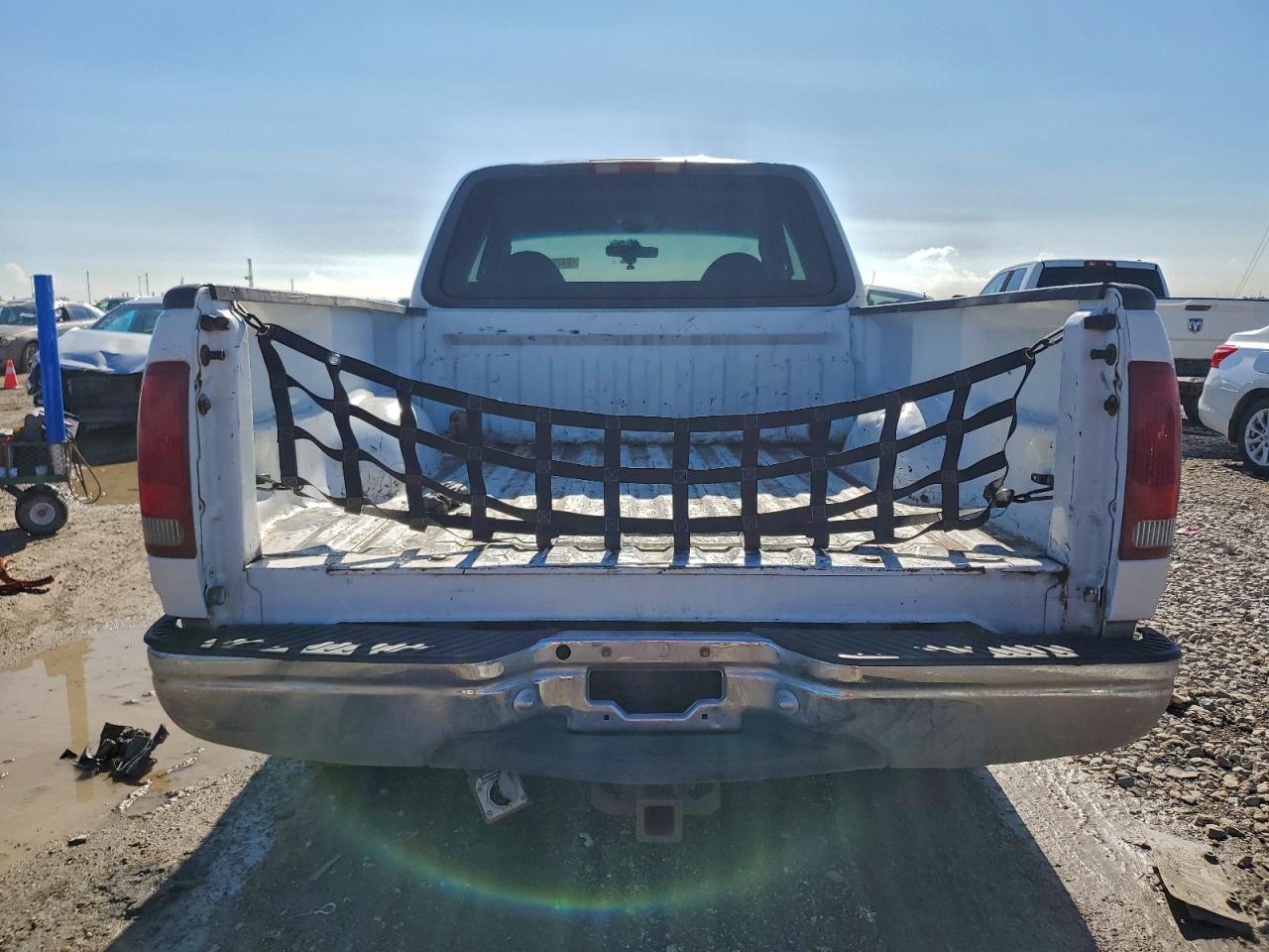 2000 Ford F150 VIN: 1FTRX17L8YKA57698 Lot: 94290215