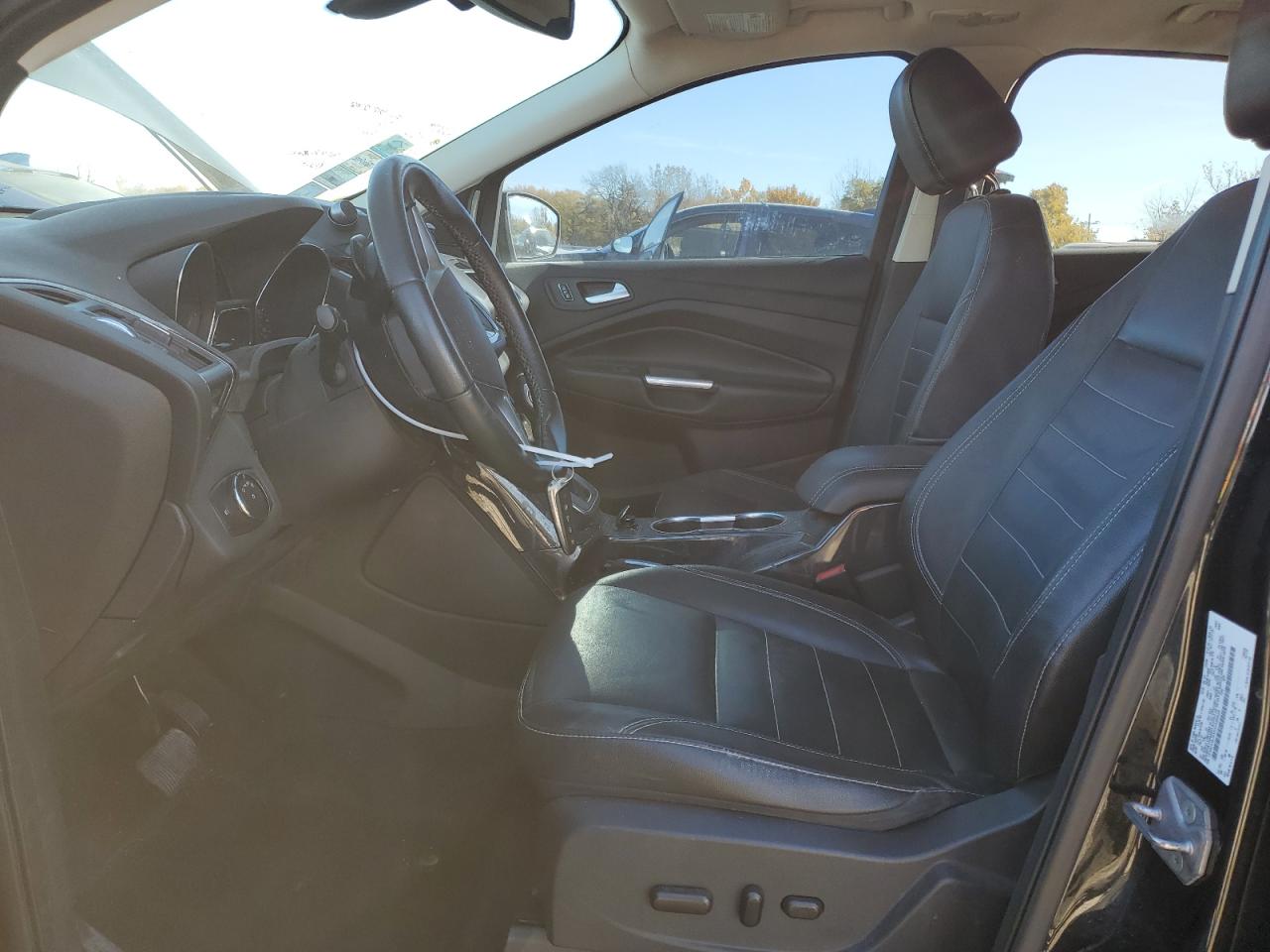 2014 Ford Escape Titanium VIN: 1FMCU9J9XEUA96928 Lot: 90437455