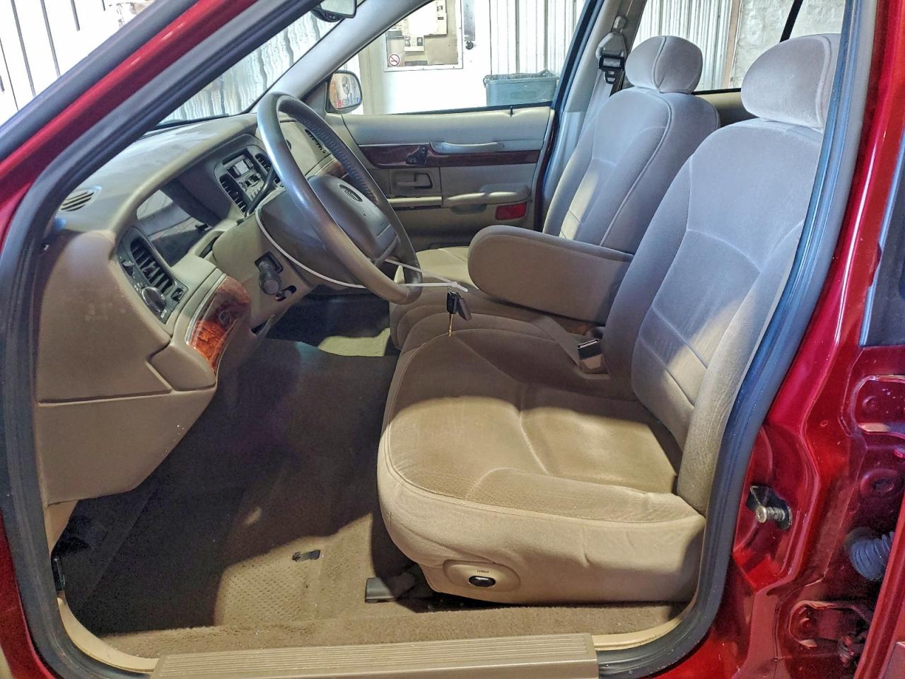 2000 Mercury Grand Marquis Ls VIN: 2MEFM75W6YX740197 Lot: 93897675