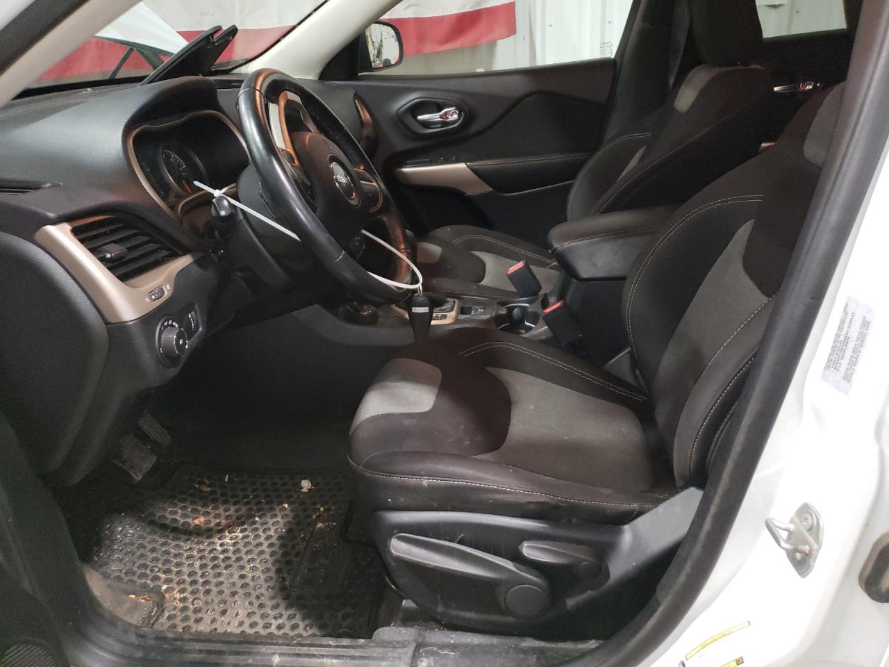 2018 Jeep Cherokee Latitude VIN: 1C4PJMCB7JD506306 Lot: 91300785