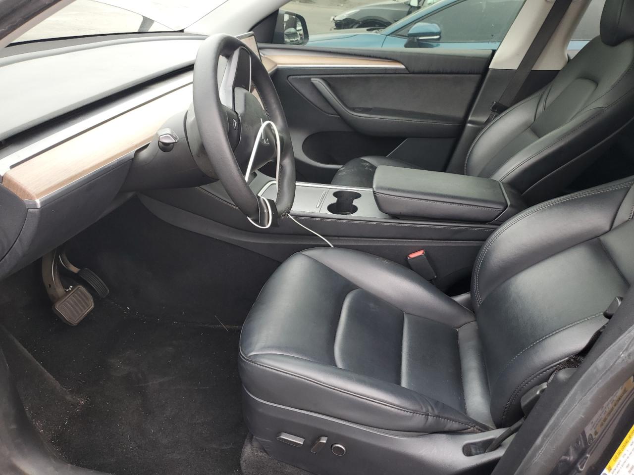 2023 Tesla Model Y VIN: 7SAYGDEE0PF927072 Lot: 91232225