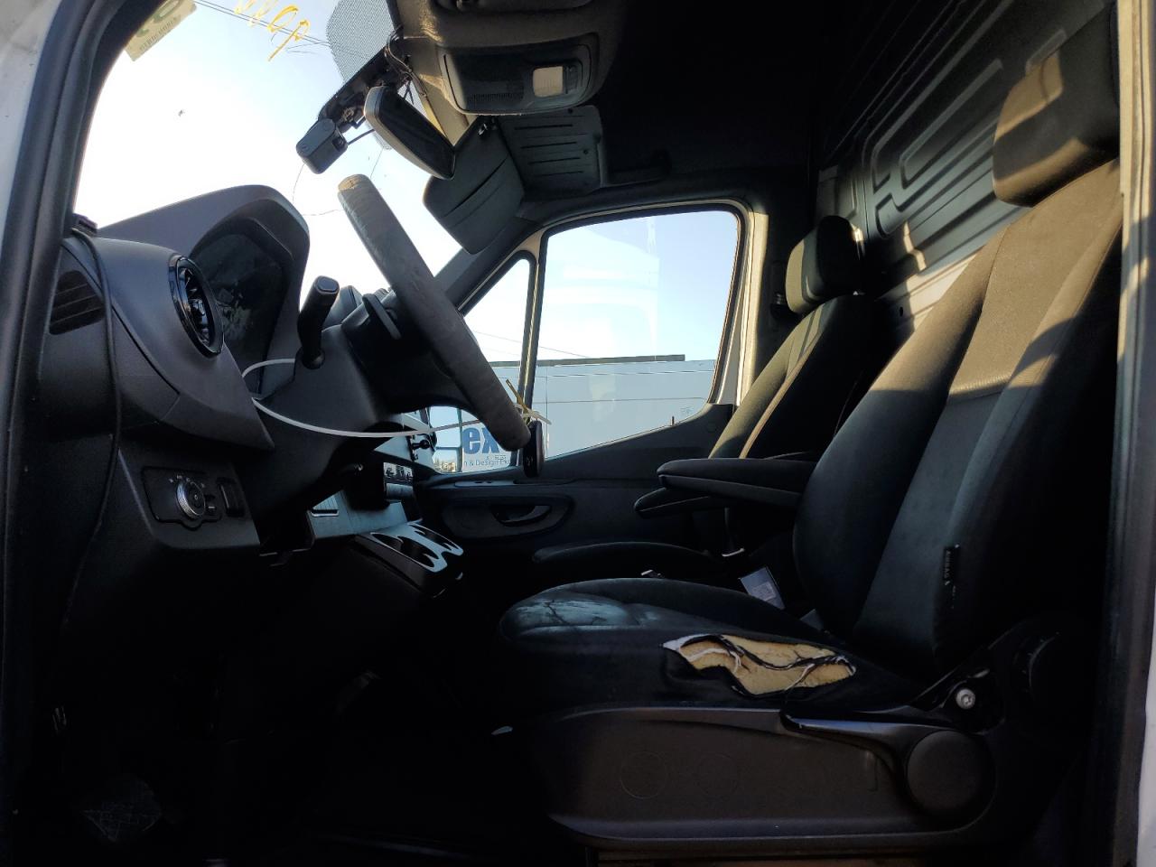 2019 Mercedes Benz Sprinter 2500 Delivery Van VIN: WD3PF1CDXKP029494 Lot: 90860695