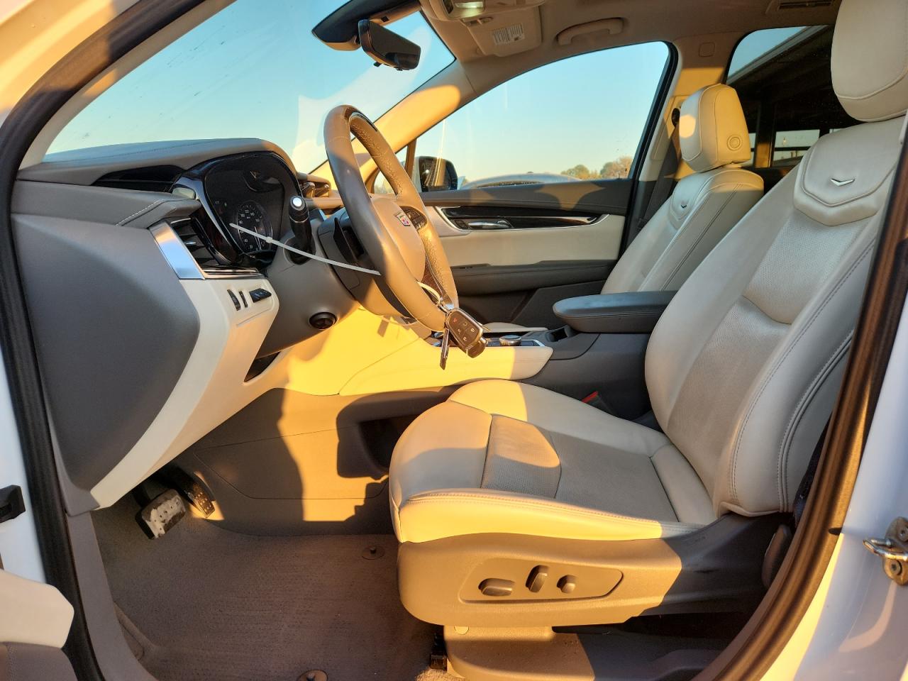 2022 Cadillac Xt6 Premium Luxury VIN: 1GYKPCRS0NZ180006 Lot: 92939005