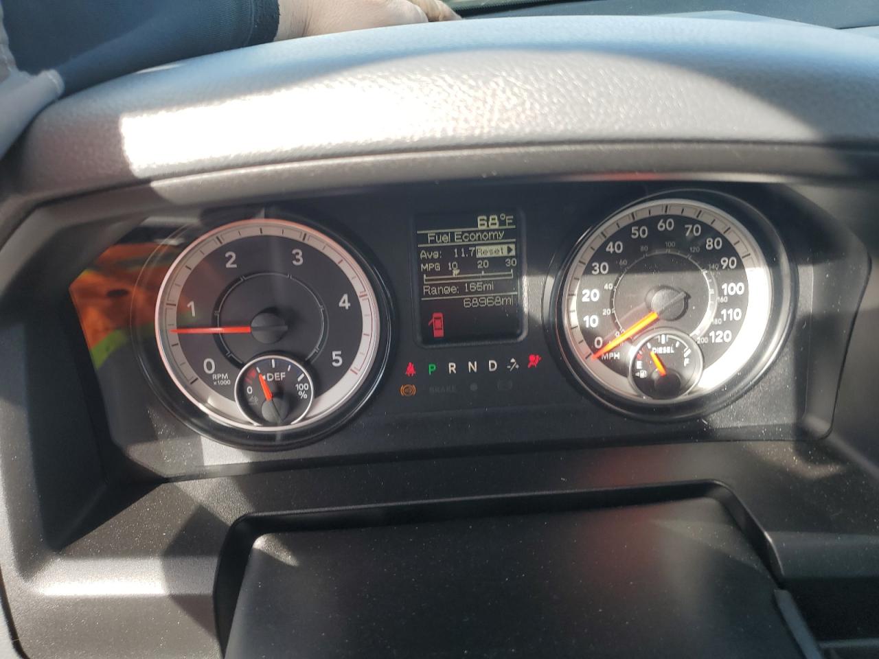 2017 Ram 3500 Flatbed Truck VIN: 3C7WRTAL9HG641829 Lot: 92819355