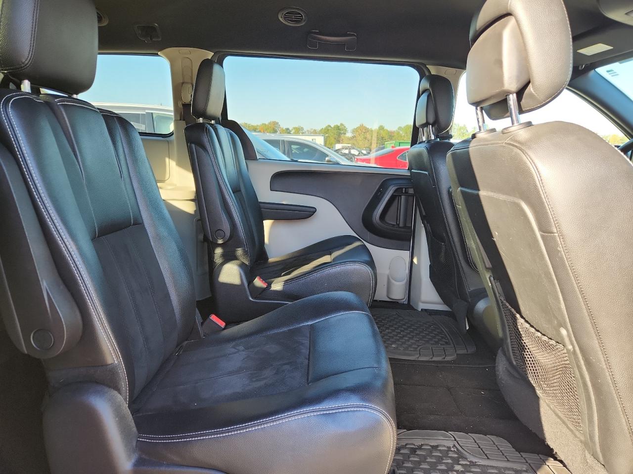 2019 Dodge Grand Caravan Sxt VIN: 2C4RDGCG7KR600262 Lot: 90877395