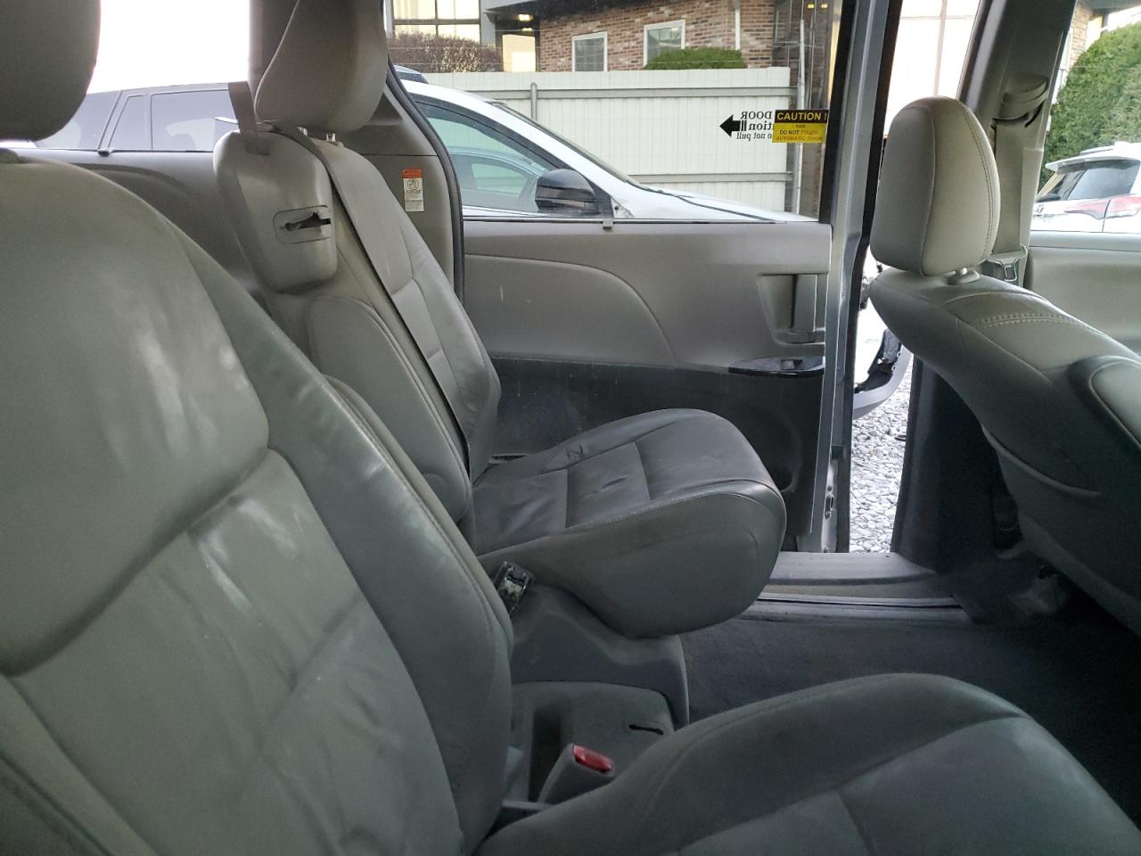 2015 Toyota Sienna Xle VIN: 5TDYK3DC0FS663674 Lot: 93526775