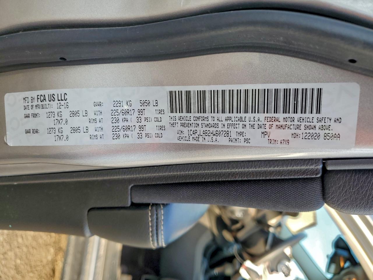 2017 Jeep Cherokee Sport VIN: 1C4PJLAB2HW607281 Lot: 93921775