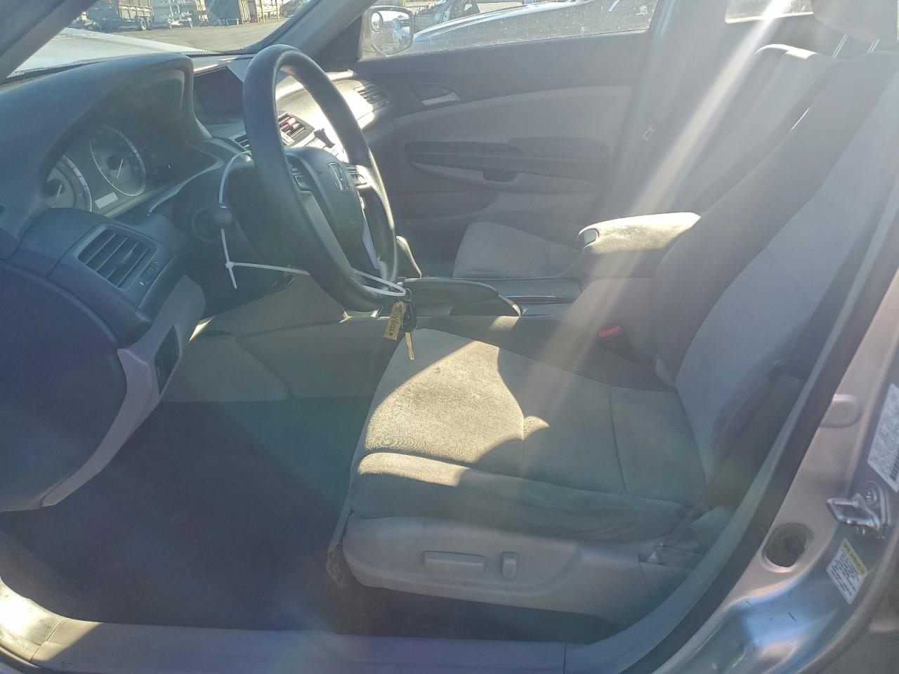 2009 Honda Accord Lxp VIN: JHMCP26459C013805 Lot: 93347525