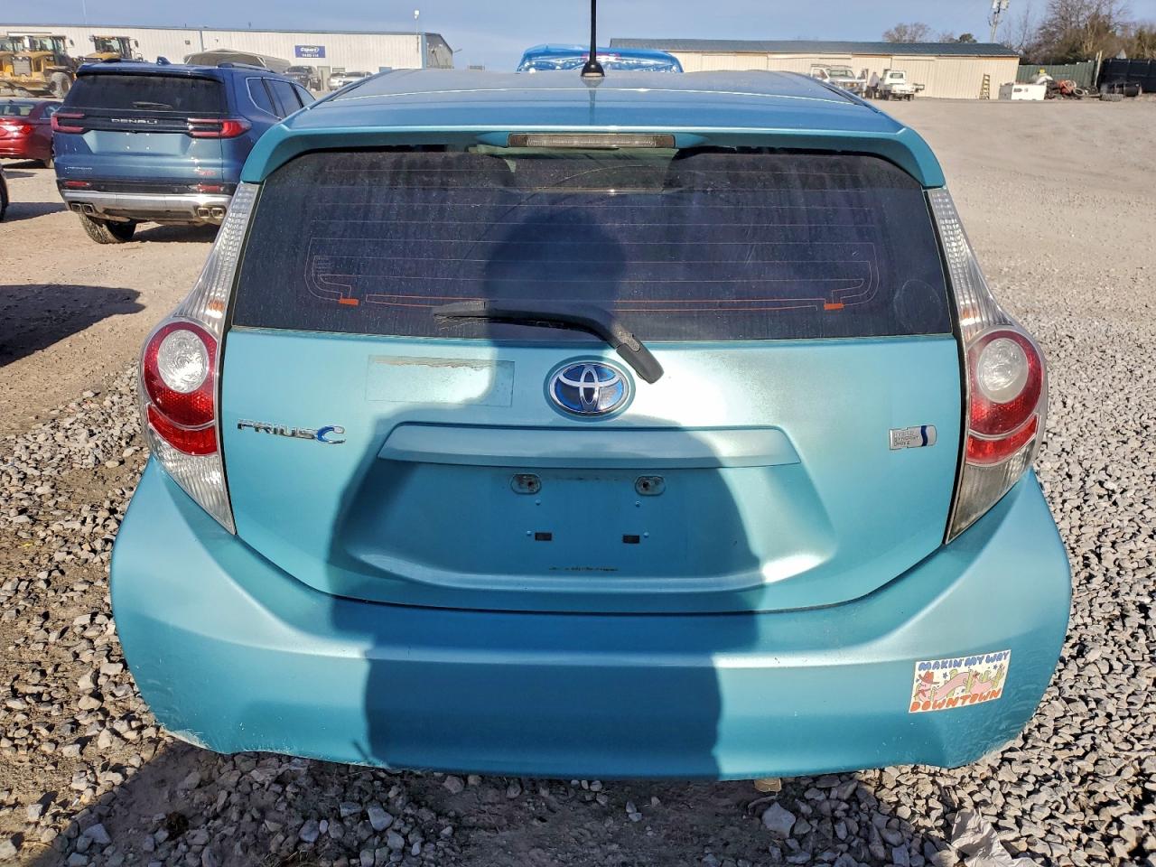 2013 Toyota Prius C VIN: JTDKDTB37D1035463 Lot: 94133995
