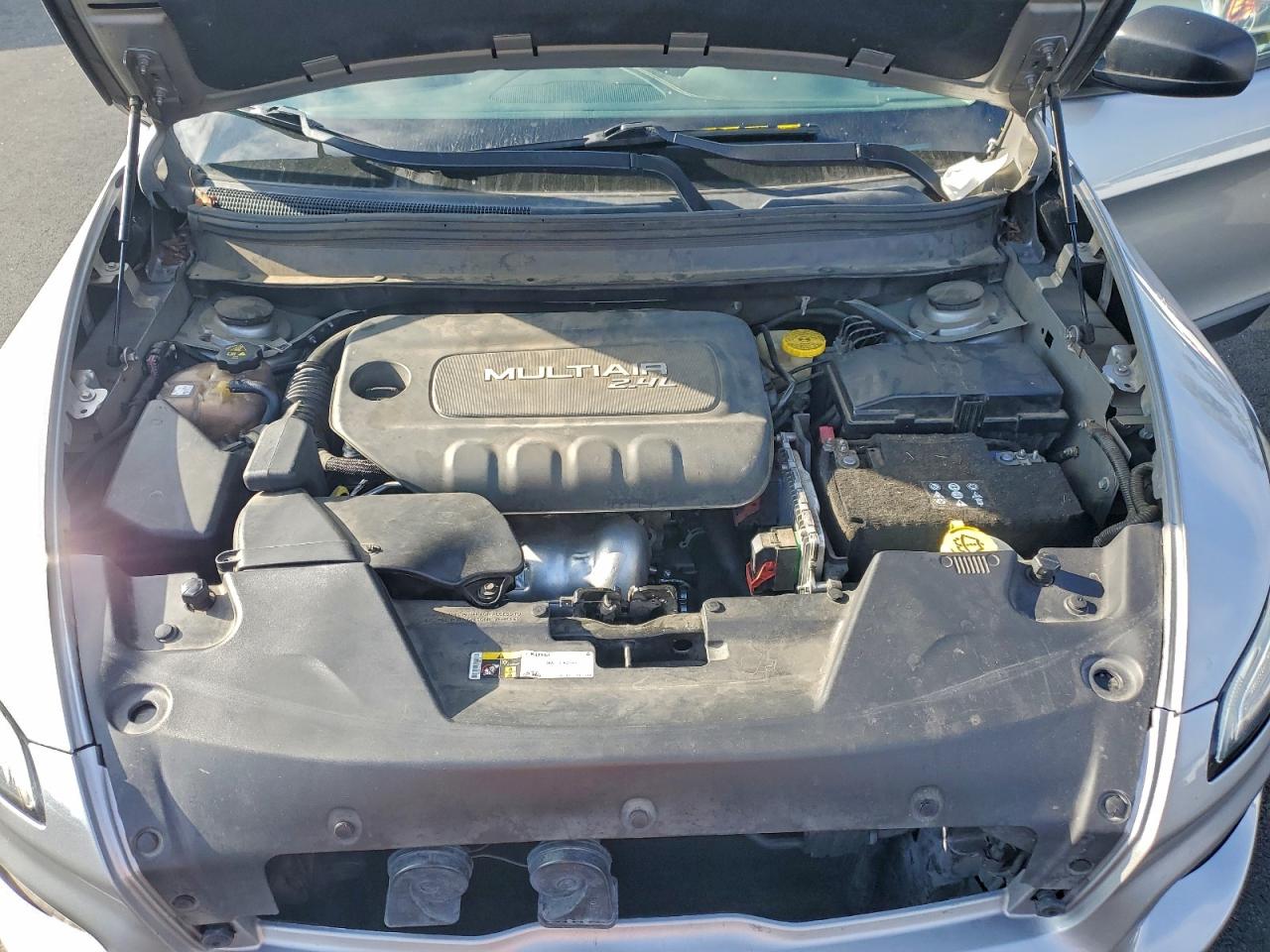 2015 Jeep Cherokee Sport VIN: 1C4PJLAB8FW781711 Lot: 94762725