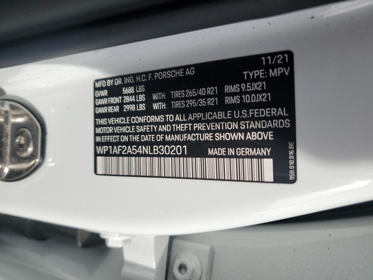 2022 Porsche Macan Gts VIN: WP1AF2A54NLB30201 Lot: 91647395