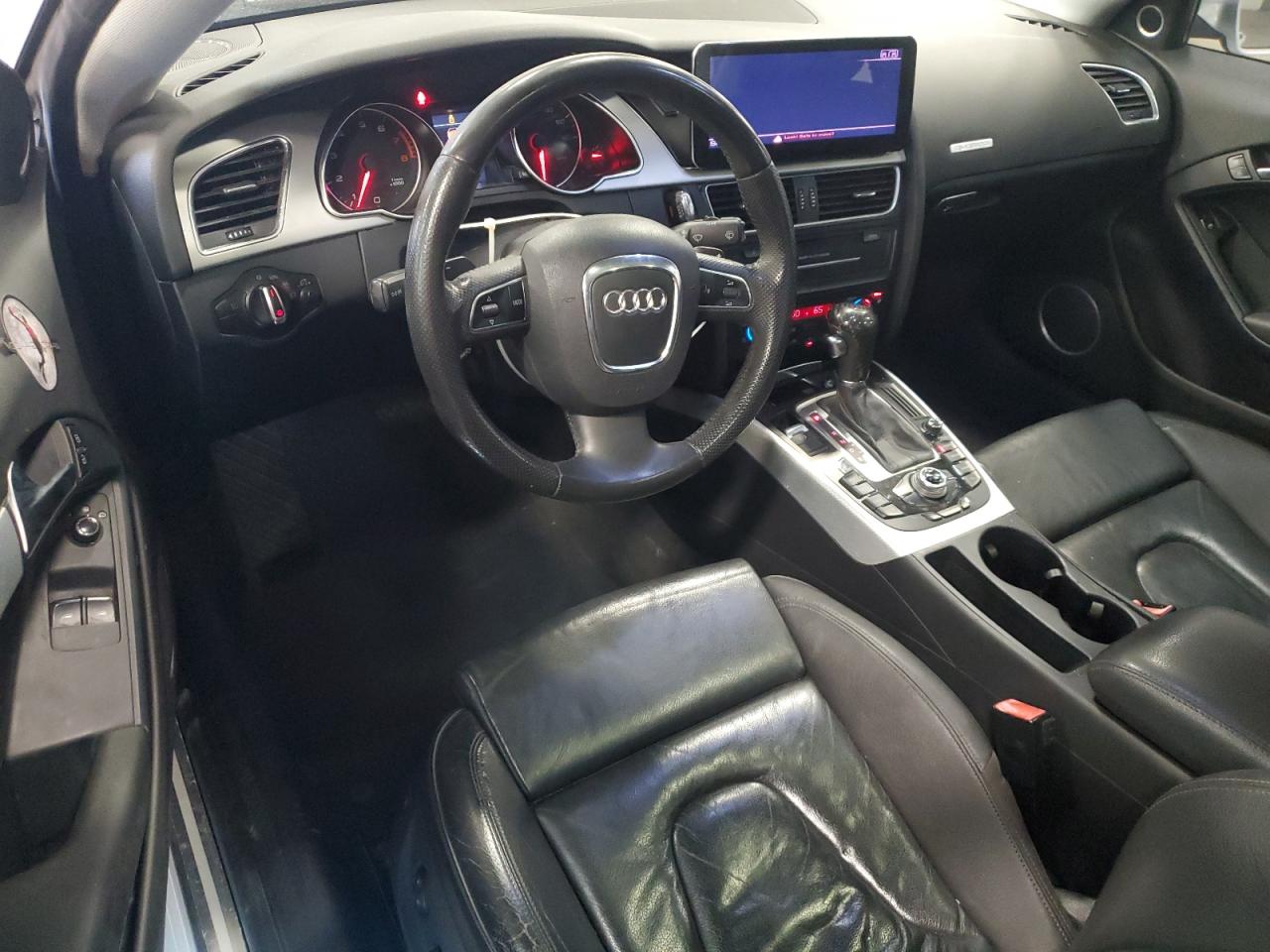 2010 Audi A5 Premium Plus VIN: WAUCKAFR6AA027392 Lot: 93135855