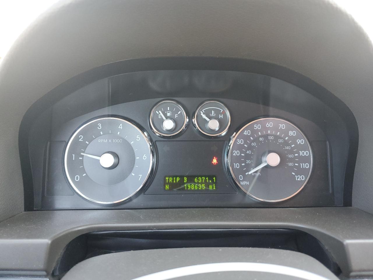 2008 Mercury Milan Premier VIN: 3MEHM08Z38R655905 Lot: 90630585