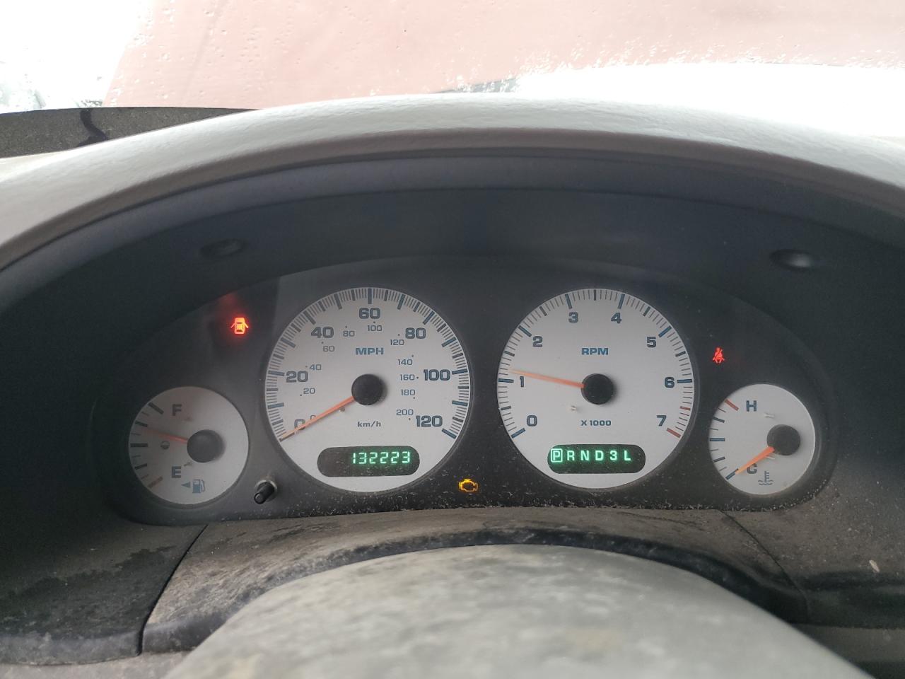 2003 Dodge Grand Caravan Sport VIN: 2D4GP44343R115896 Lot: 92740385