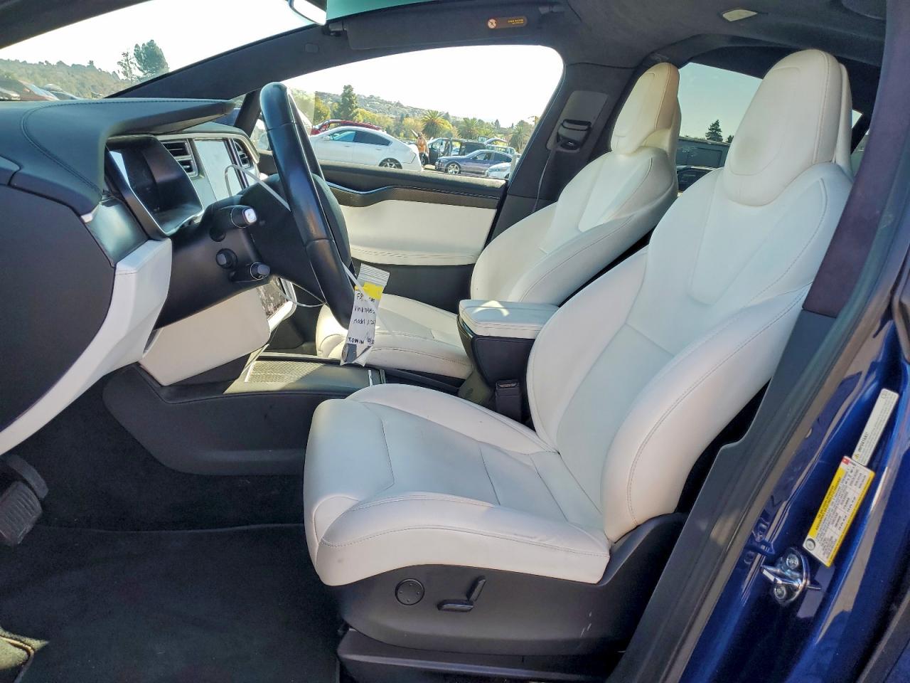 2017 Tesla Model X VIN: 5YJXCBE23HF078524 Lot: 93341045