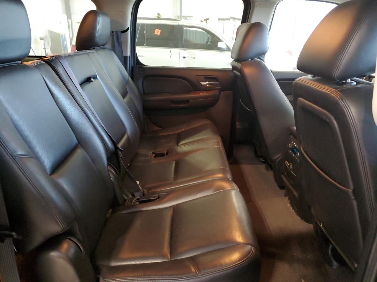 2011 Chevrolet Suburban K1500 Ltz VIN: 1GNSKKE34BR284269 Lot: 91297995