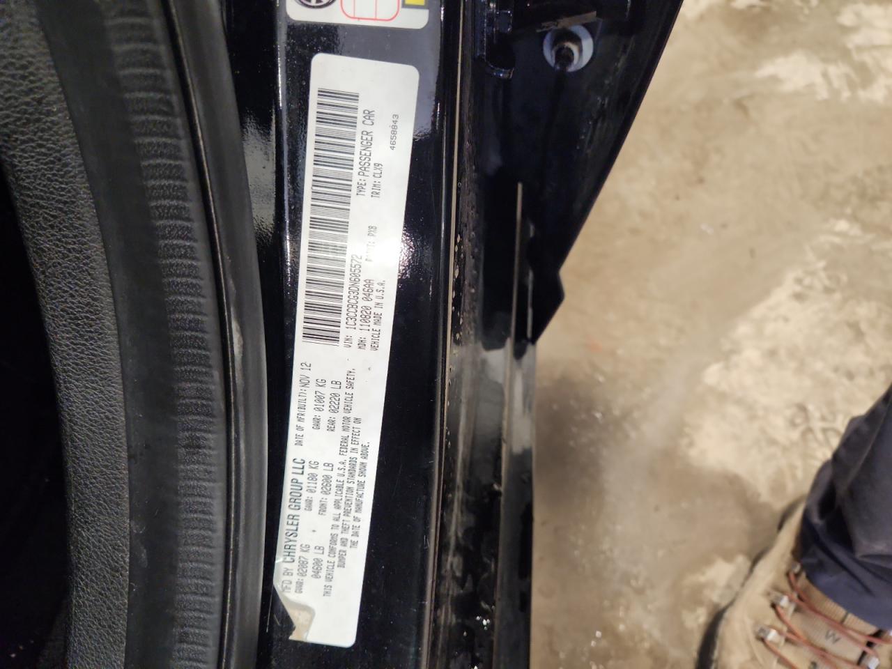 2013 Chrysler 200 Limited VIN: 1C3CCBCG3DN605572 Lot: 93722325