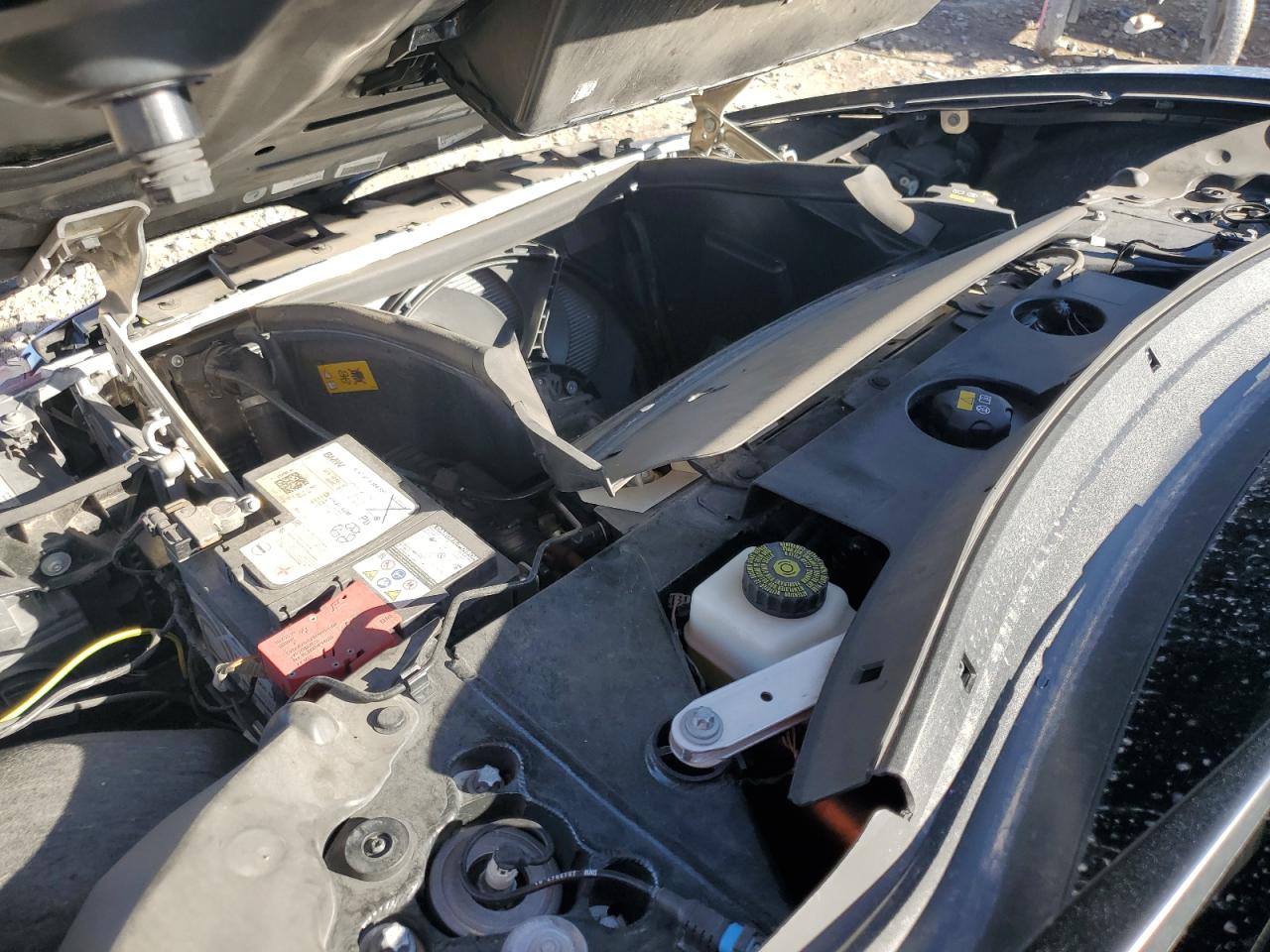 Фото: WBY2Z2C52FV392684