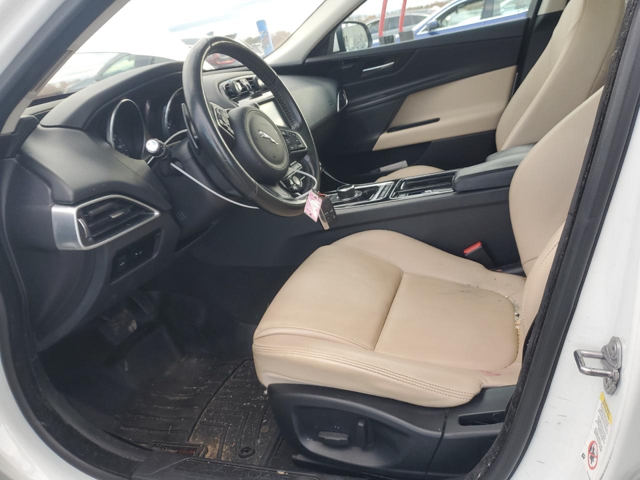 2018 Jaguar Xe Premium VIN: SAJAJ4FX4JCP25812 Lot: 90141255