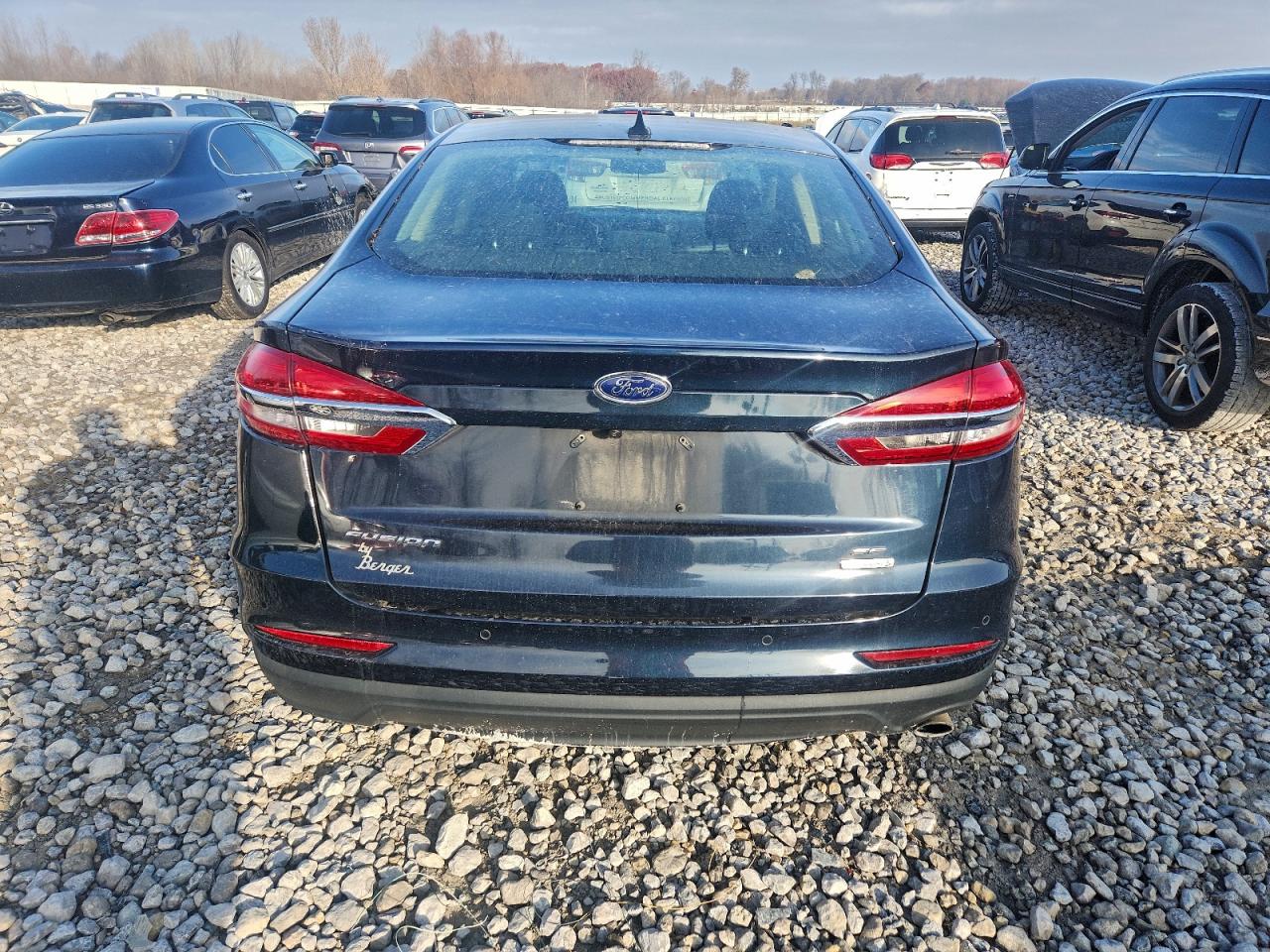 2020 Ford Fusion Se VIN: 3FA6P0HD2LR110832 Lot: 91899635