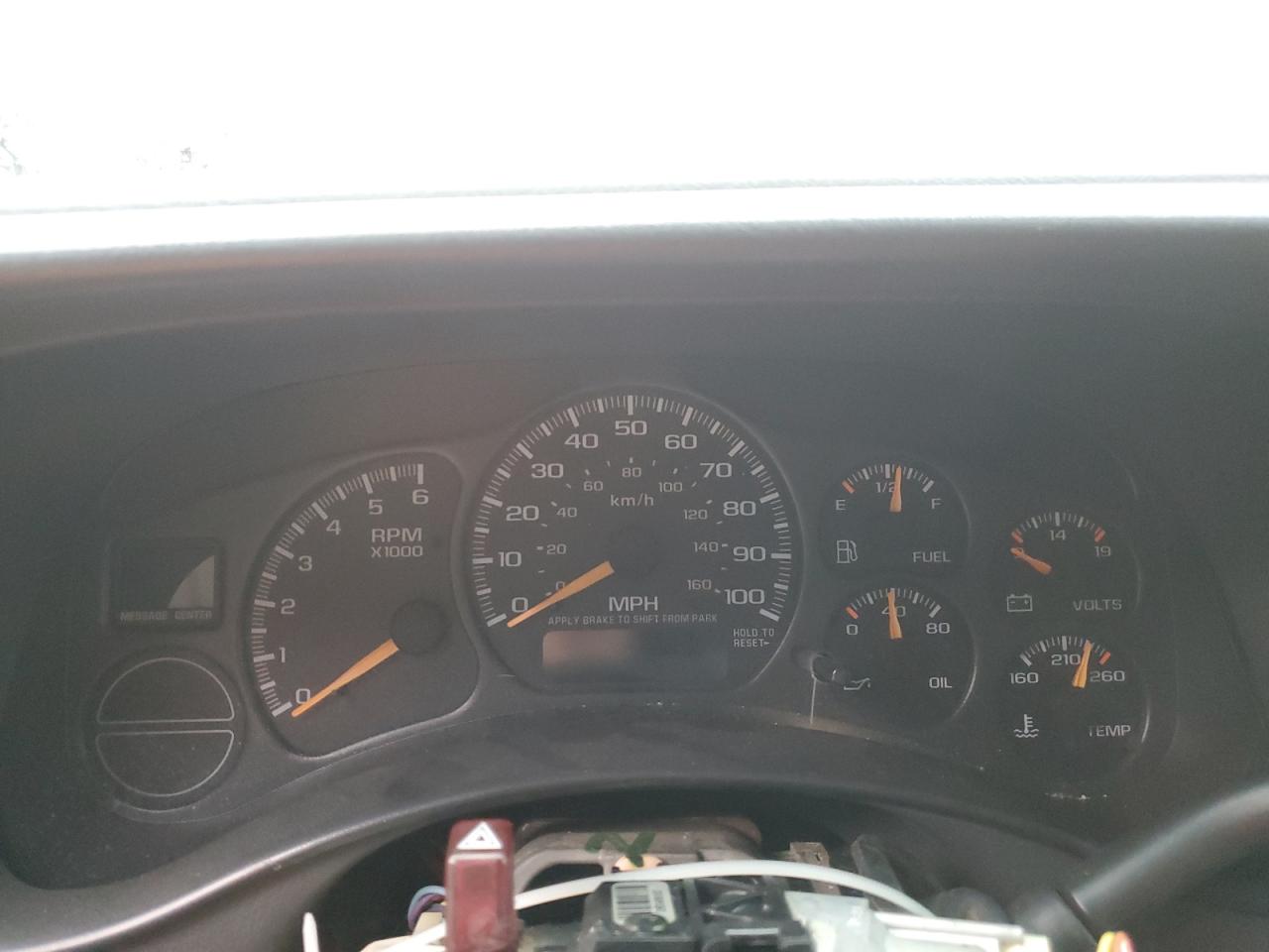 2002 Chevrolet Tahoe K1500 VIN: 1GNEK13Z52J104763 Lot: 93609105