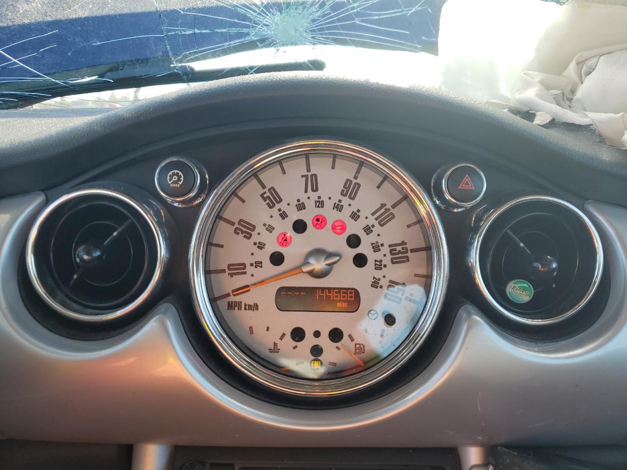 2006 Mini Cooper VIN: WMWRC33516TK64095 Lot: 92469665