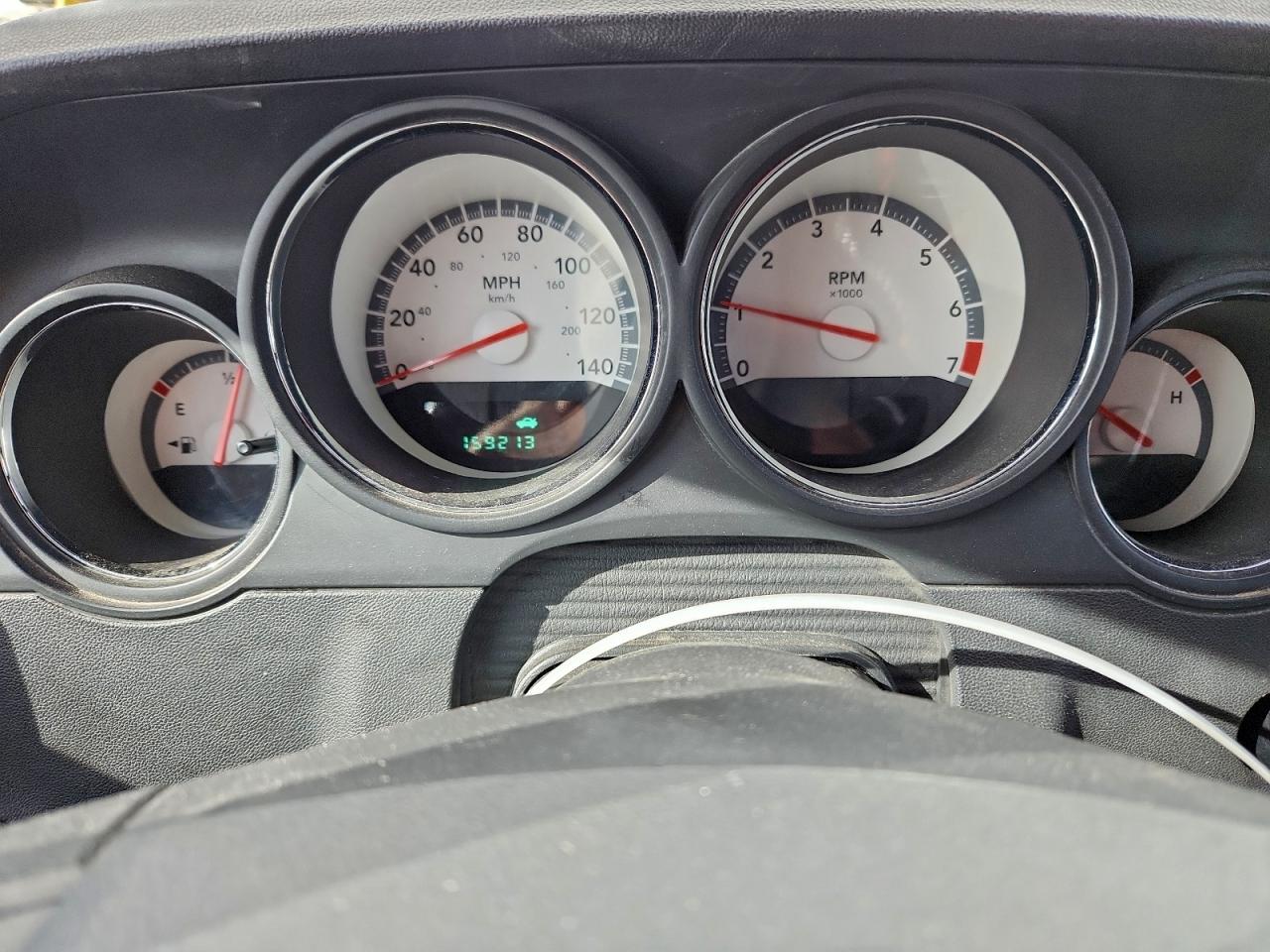 2009 Dodge Challenger Se VIN: 2B3LJ44VX9H609811 Lot: 94075525