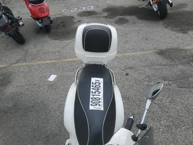 2020 VESPA GTS 300  