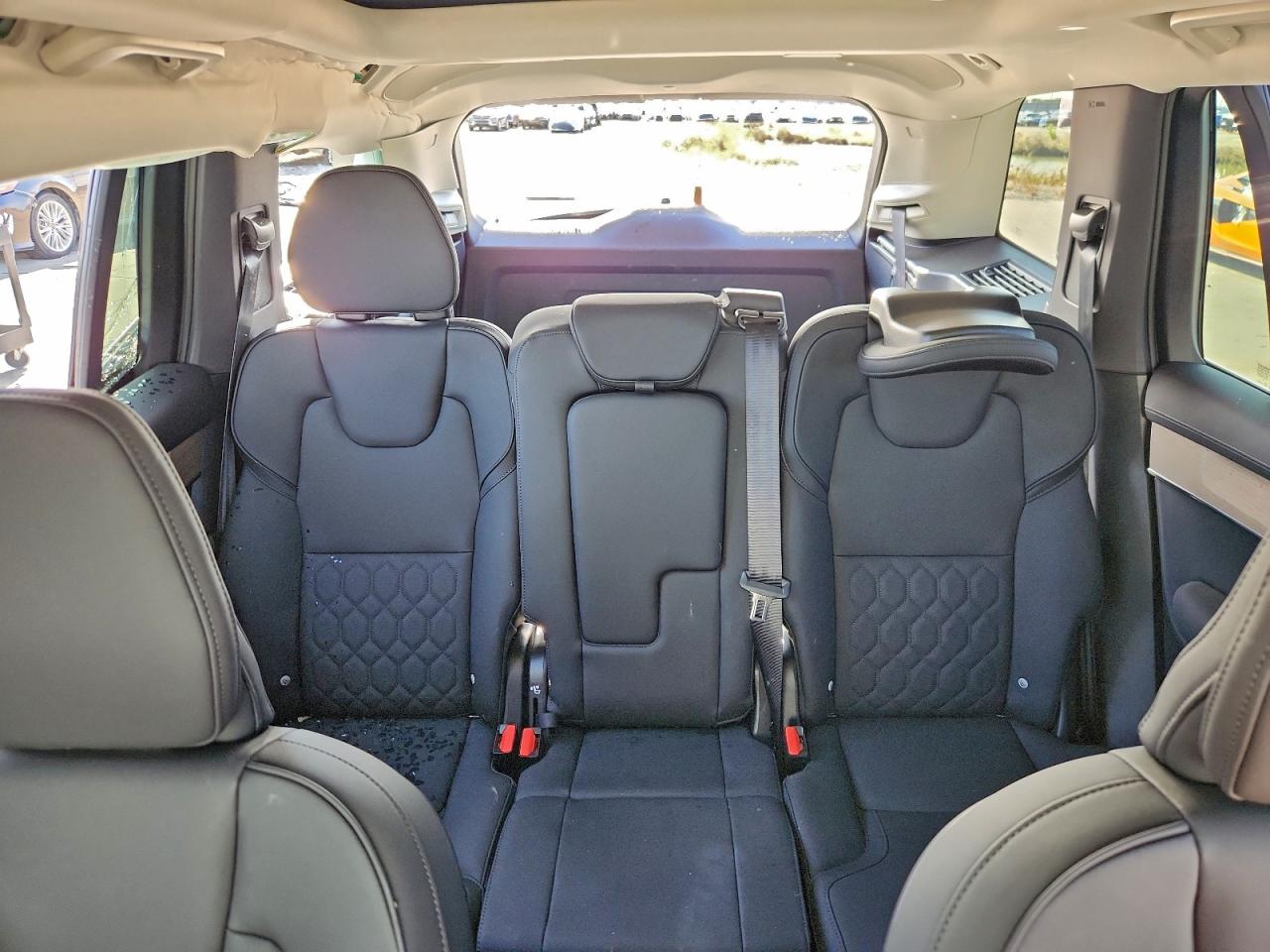 2025 Volvo Xc90 Plus VIN: YV4062PB7S1372799 Lot: 92751775