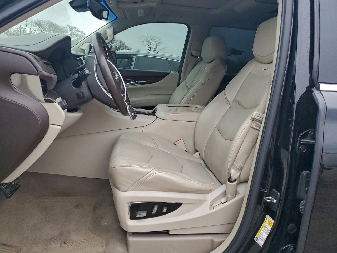 2015 Cadillac Escalade Premium VIN: 1GYS4CKJ4FR267046 Lot: 93423625