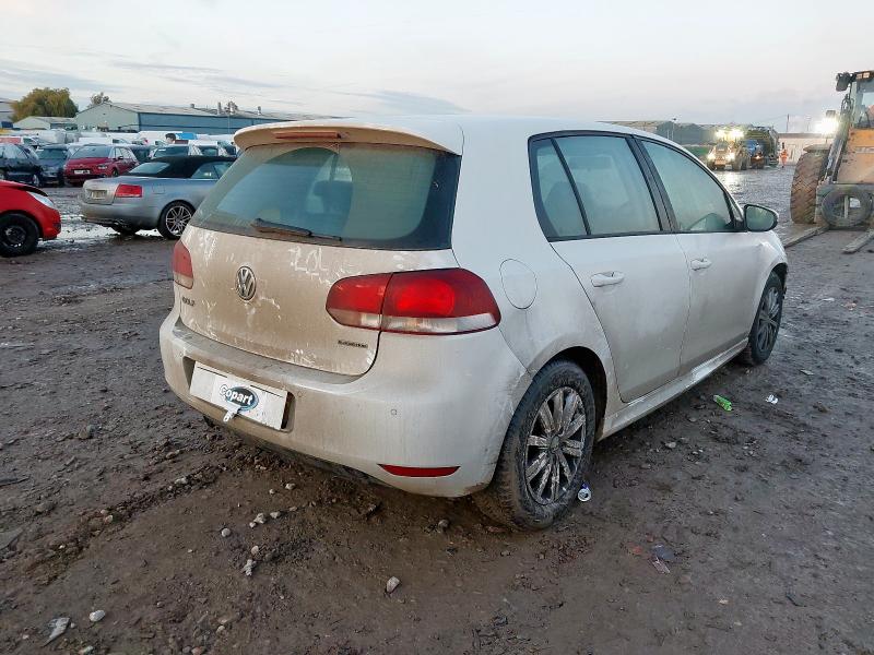 2010 VOLKSWAGEN GOLF 1.6 TDI 105 BLUEMOTION 5DR