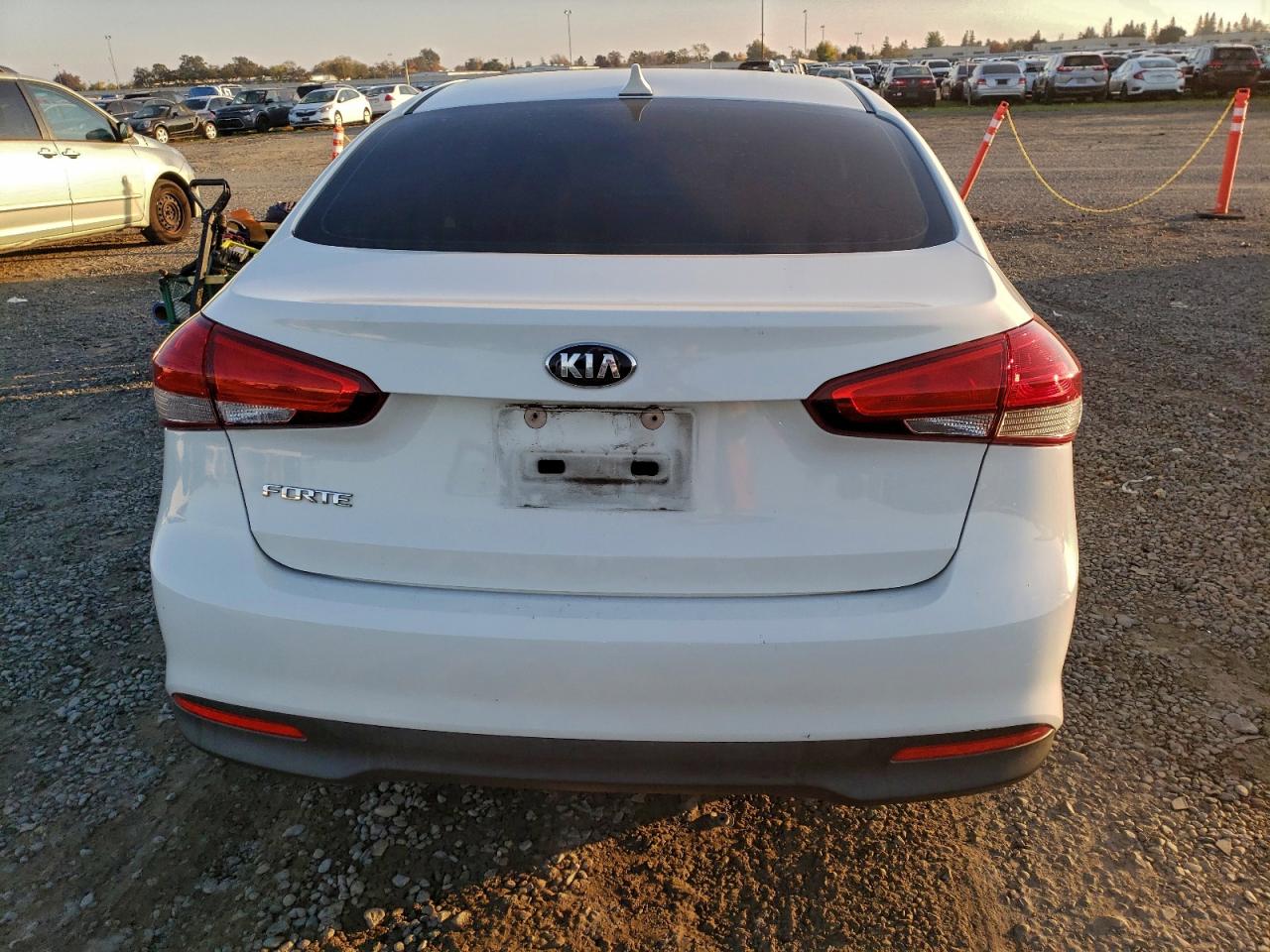2017 Kia Forte Lx VIN: 3KPFK4A70HE006309 Lot: 94328625