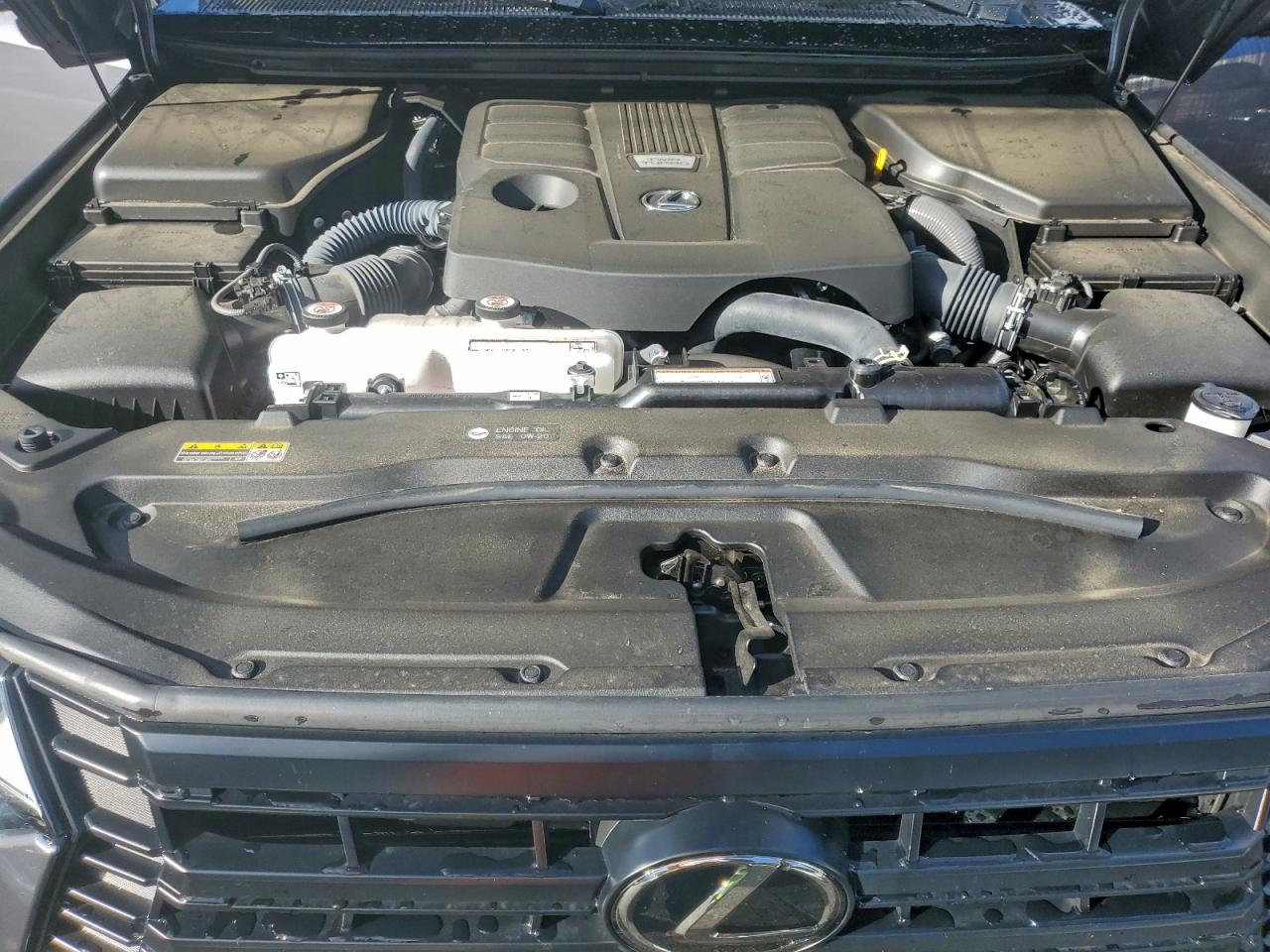 2024 Lexus Gx 550 Luxury VIN: JTJVBCDX4R5015834 Lot: 93256975