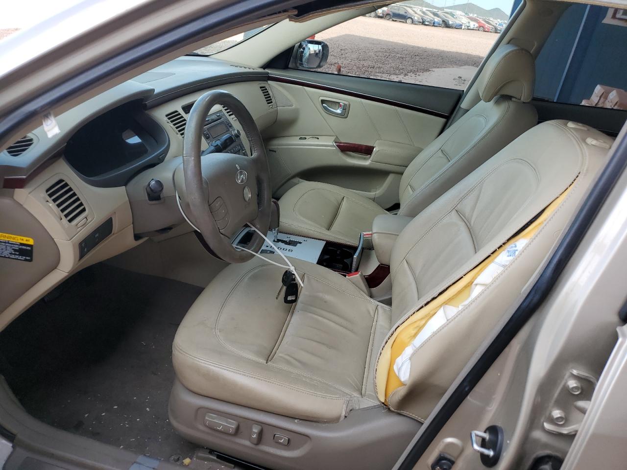 2008 Hyundai Azera Se VIN: KMHFC46F98A334064 Lot: 92713745