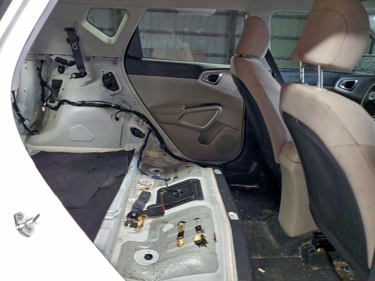 2021 Kia Soul Lx VIN: KNDJ23AU6M7771996 Lot: 92723235