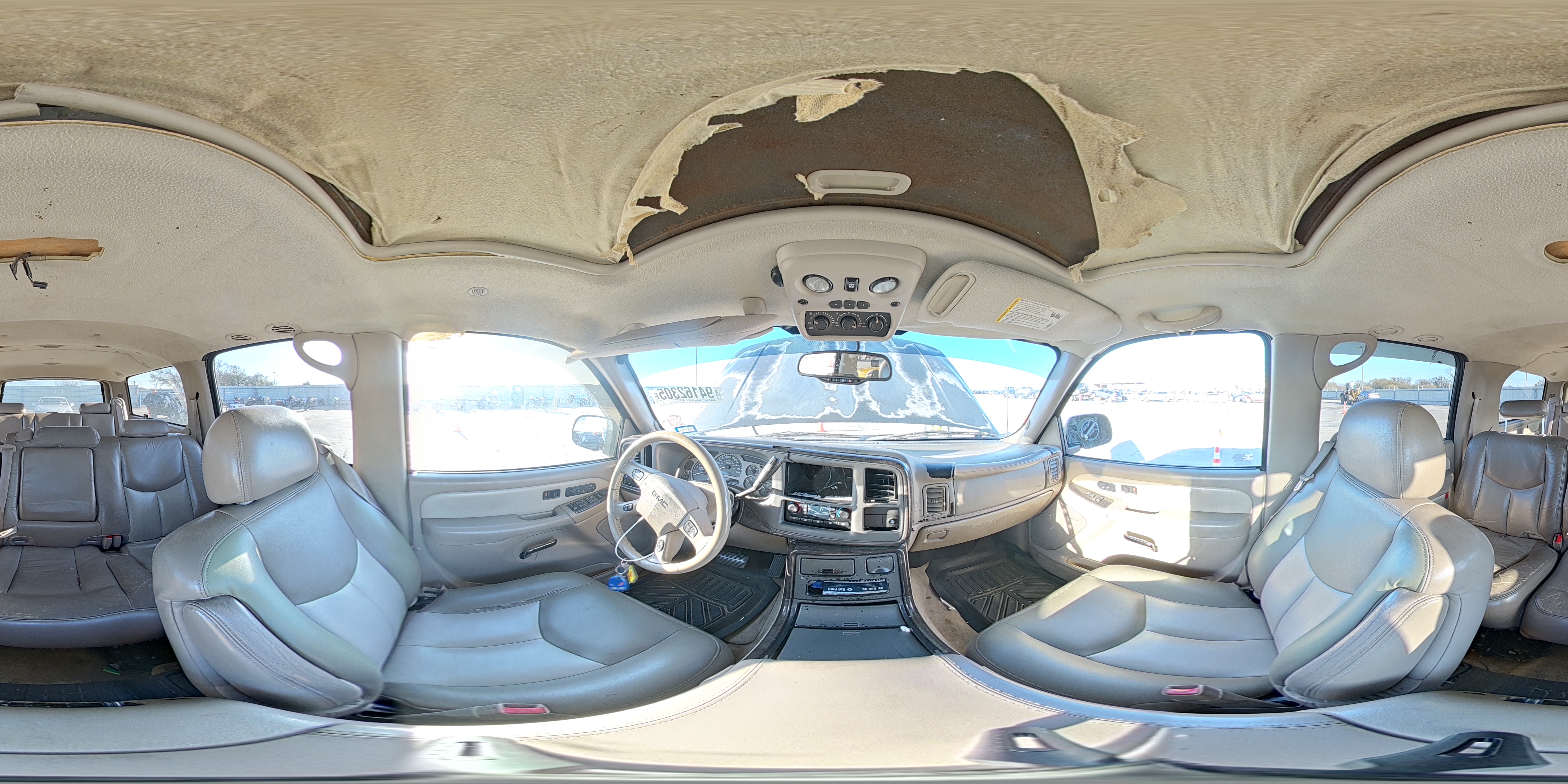 2004 GMC Yukon Xl Denali VIN: 1GKFK66U84J329261 Lot: 94162305