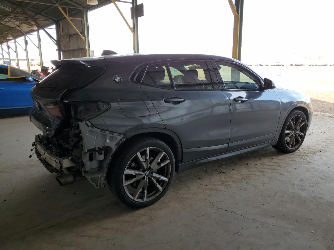 Фото: WBXYN1C03M5S27202