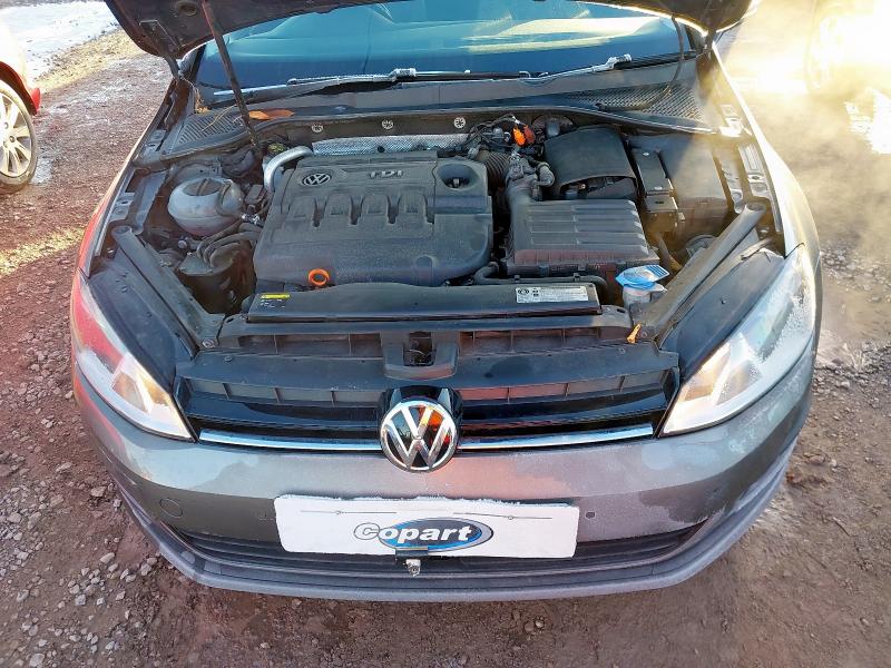 2013 VOLKSWAGEN GOLF SE