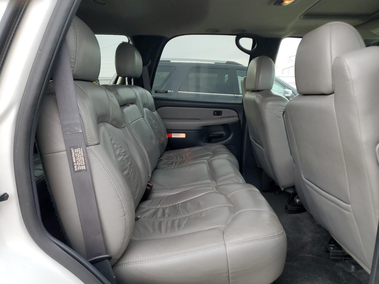 2001 Chevrolet Tahoe K1500 VIN: 1GNEK13T21R127087 Lot: 91911285