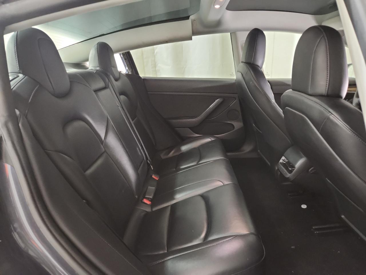 2022 Tesla Model 3 VIN: 5YJ3E1EA1NF289470 Lot: 93560455