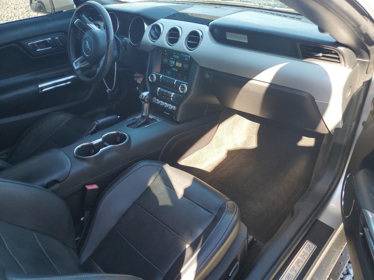 2017 Ford Mustang VIN: 1FATP8UH1H5205922 Lot: 92469815