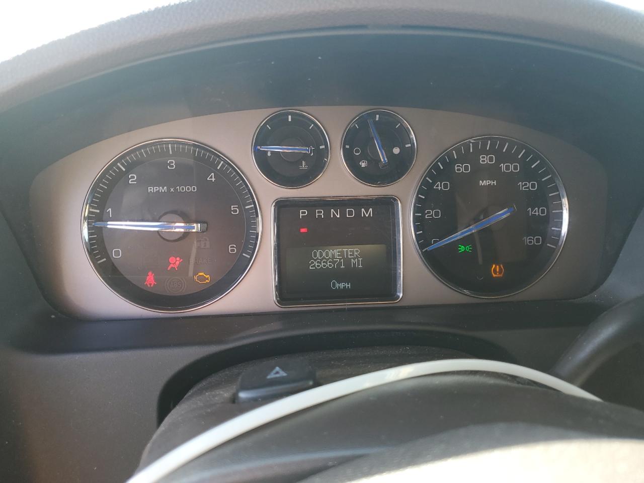 2008 Cadillac Escalade Luxury VIN: 1GYFK63818R252558 Lot: 91353395